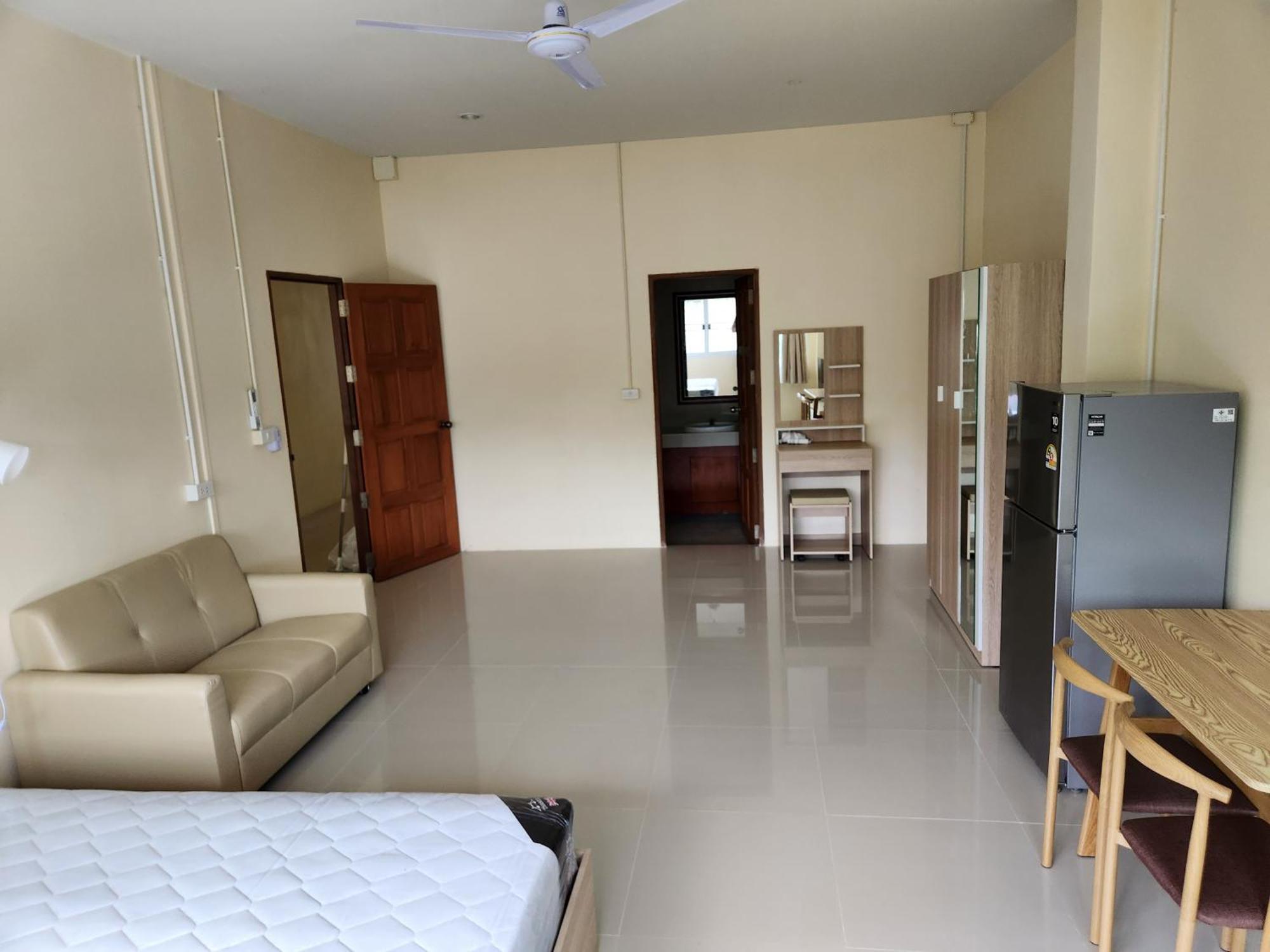 Skypearl Guesthouse & Pub Ko Tao Esterno foto
